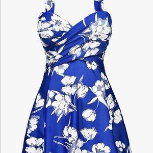 Elegant crossover one piece floral swim dress